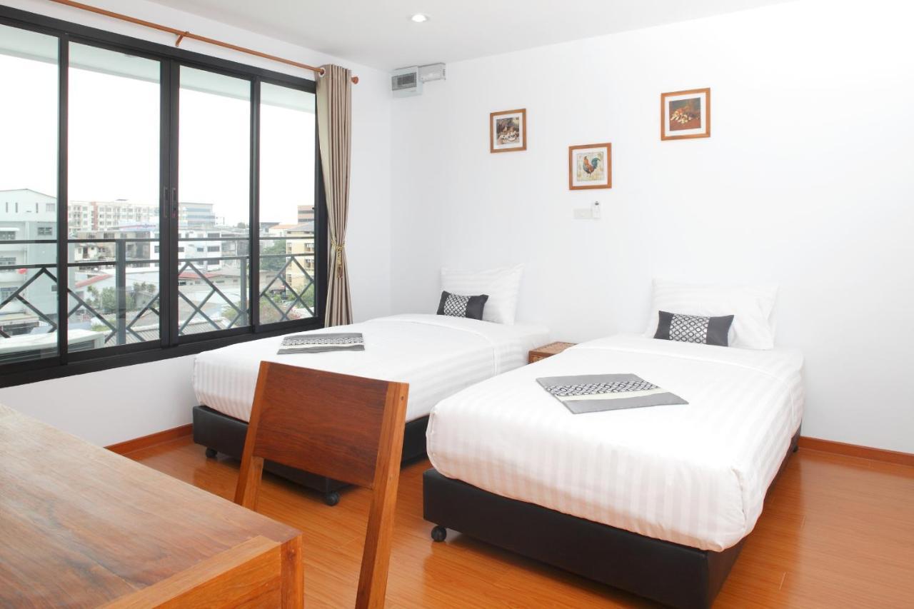 Double Dd House At Mrt Sutthisarn Bangkok Extérieur photo