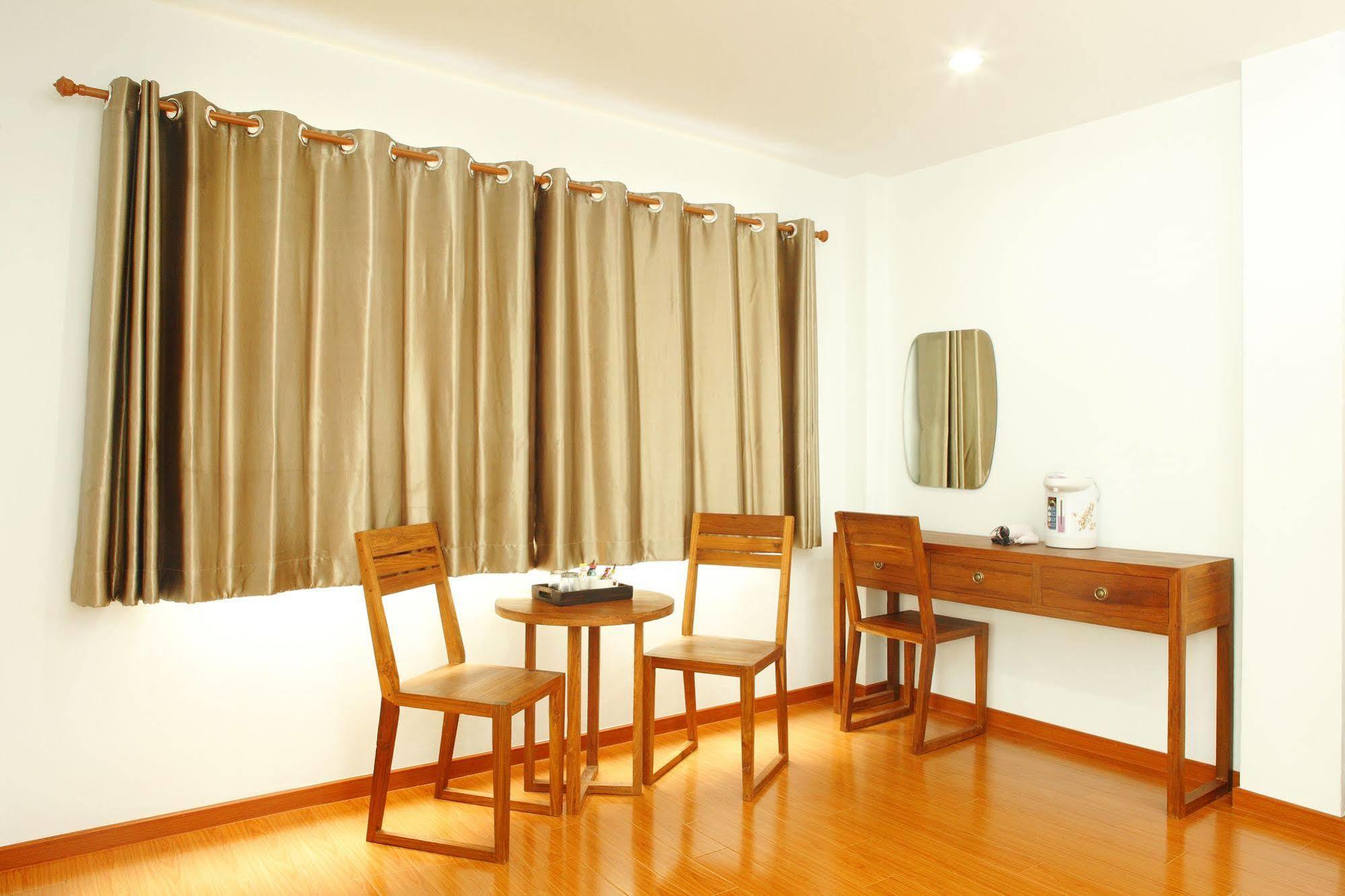 Double Dd House At Mrt Sutthisarn Bangkok Extérieur photo